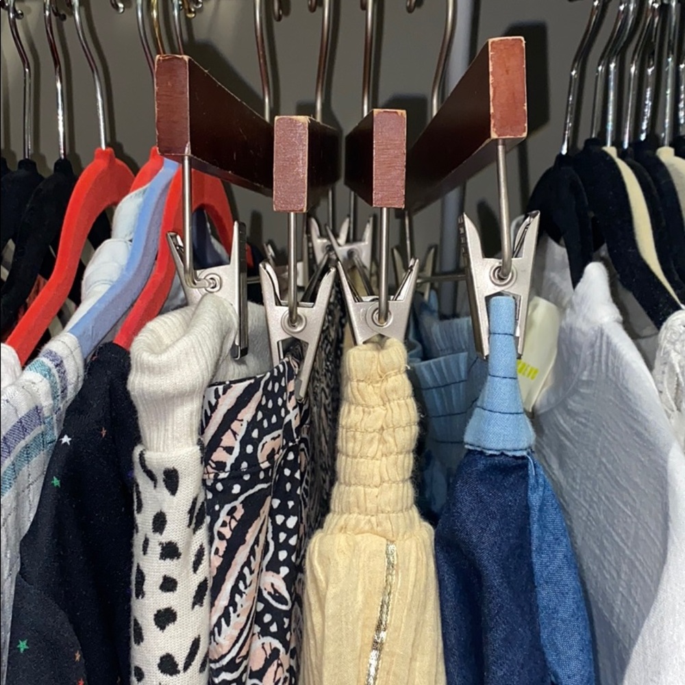 Very high quality wooden PANTS/SKIRT hangers!